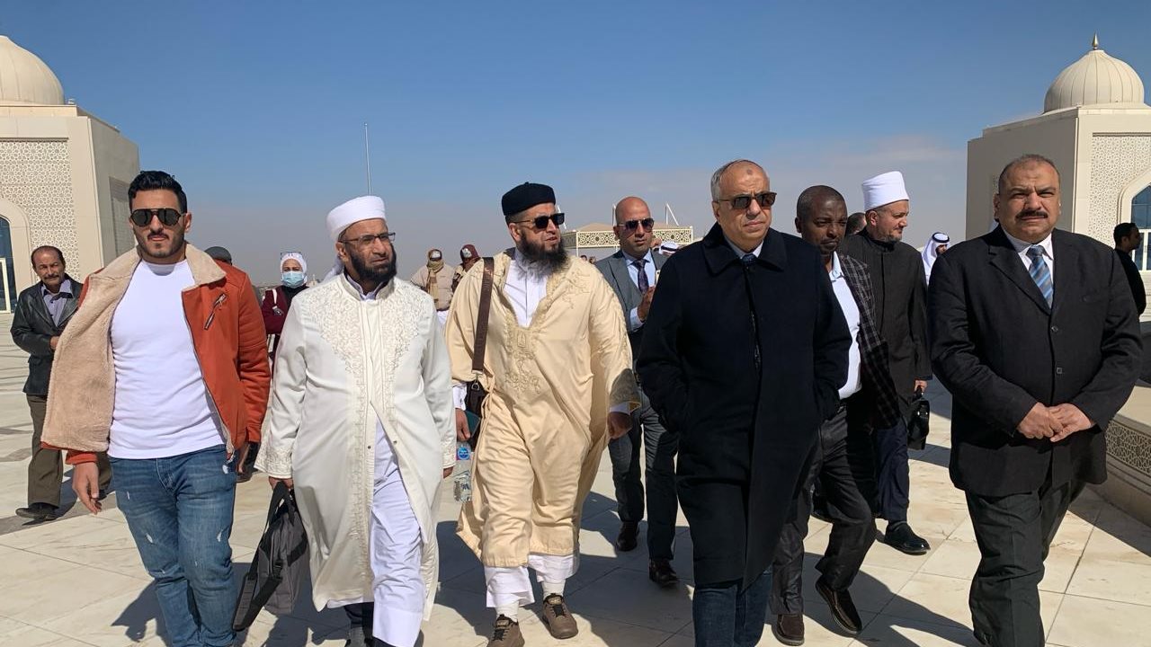 مركز مصر الثقافي الإسلامي - قص