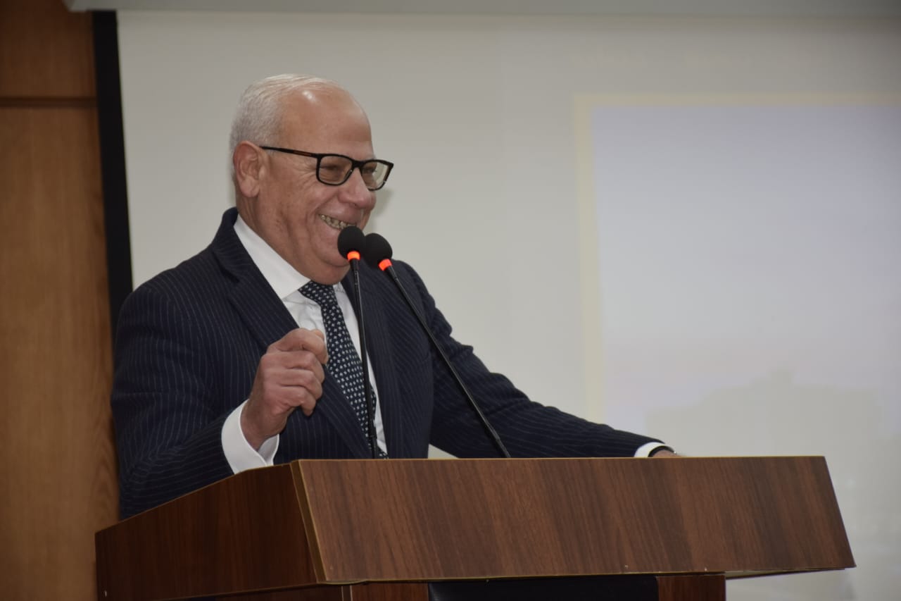 محافظ بورسعيد يستقبل وفد وزارة المالية