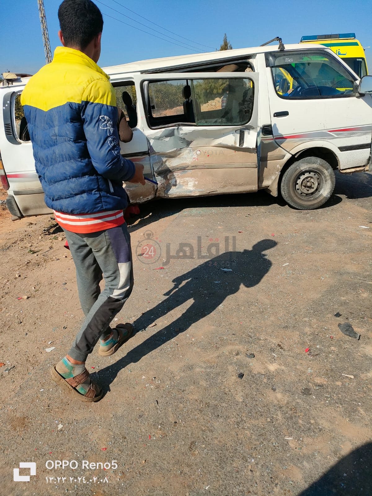 إصابة 5 أشخاص في حادث تصادم سيارتين بطريق الصالحية في الشرقية