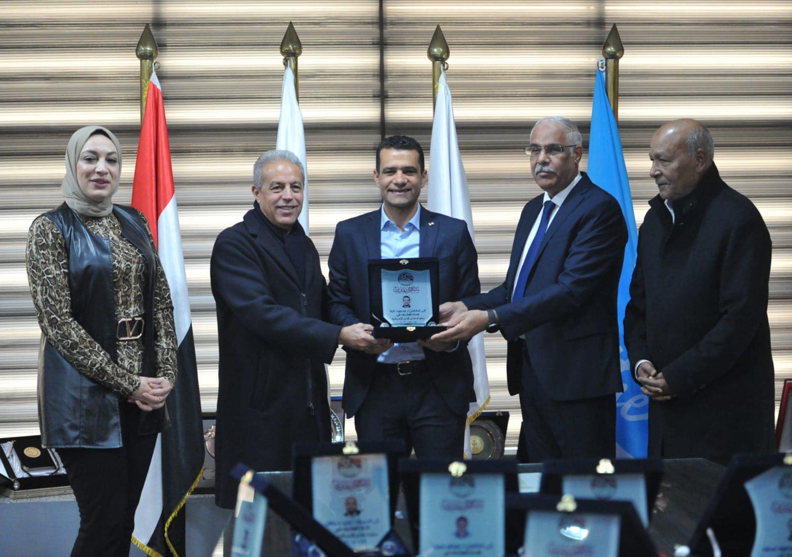 تكريم الحكام المشاركين في أمم إفريقيا (8)