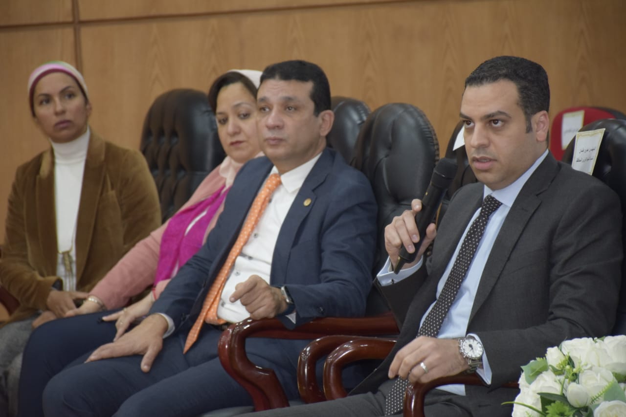 محافظ بورسعيد يفتتح ورشة العمل الاقليمية التوجيهية لتقديم الدعم الفني اللازم لاعداد أدلة ارشادية للهوية البصرية