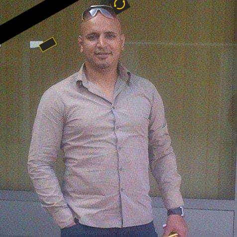 الشاب المتوفي 