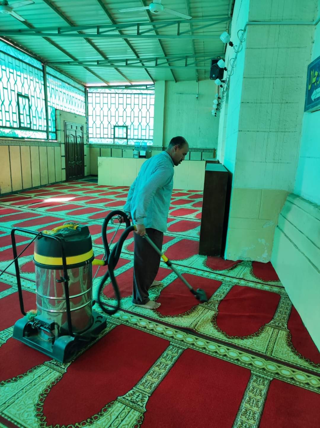 حملة نظافة مكبرة بمساجد بورسعيد استعدادا لشهر رمضان الكريم