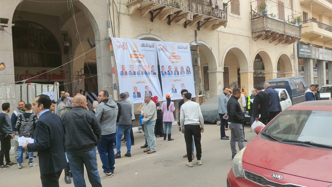 توافد مهندسوا بورسعيد على لجان انتخابات التجديد النصفي