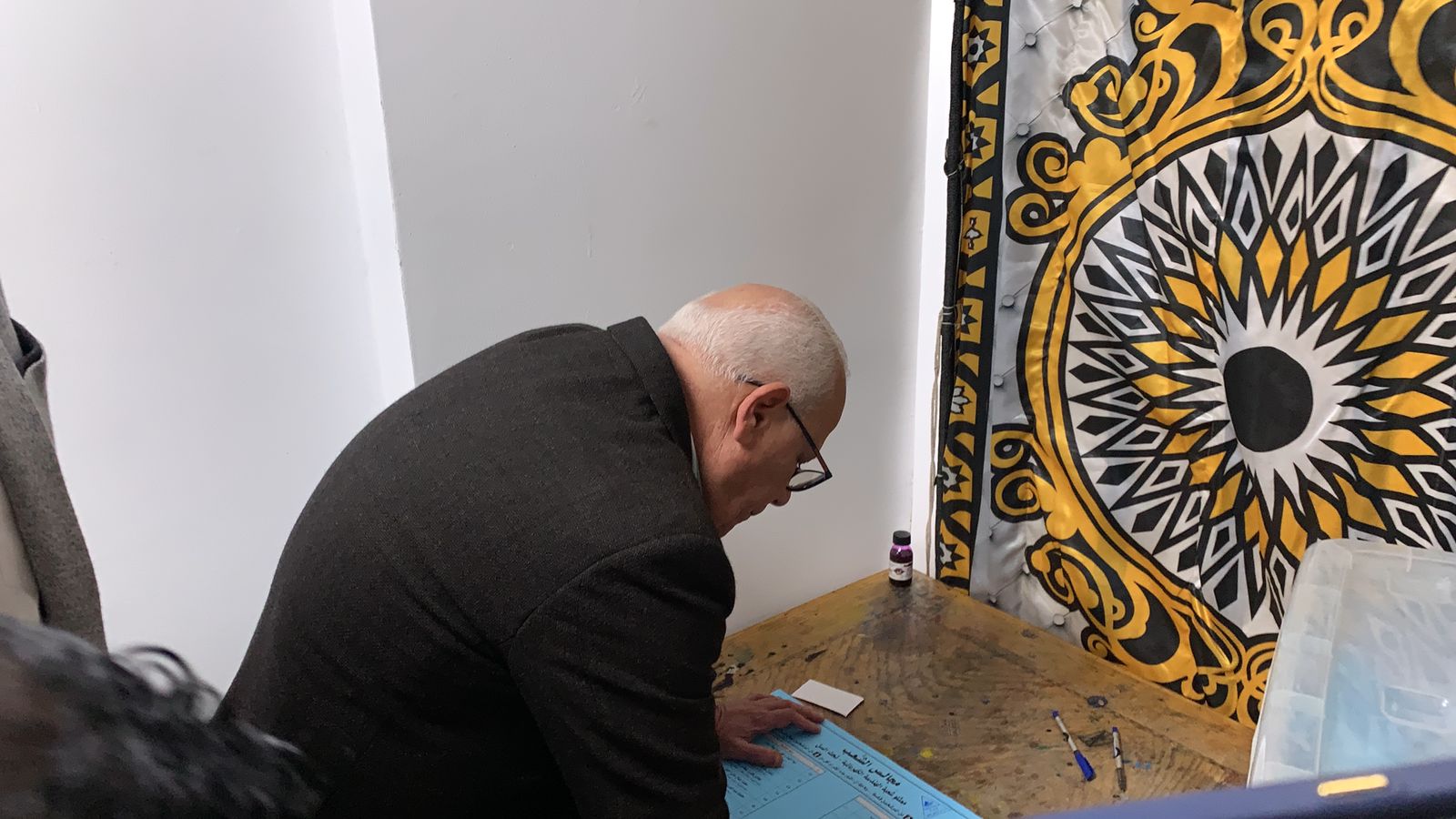 محافظ بورسعيد يدلي بصوته فى انتخابات المهندسين ببورسعيد