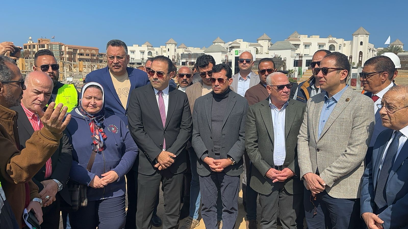 وزير الشباب والرياضة