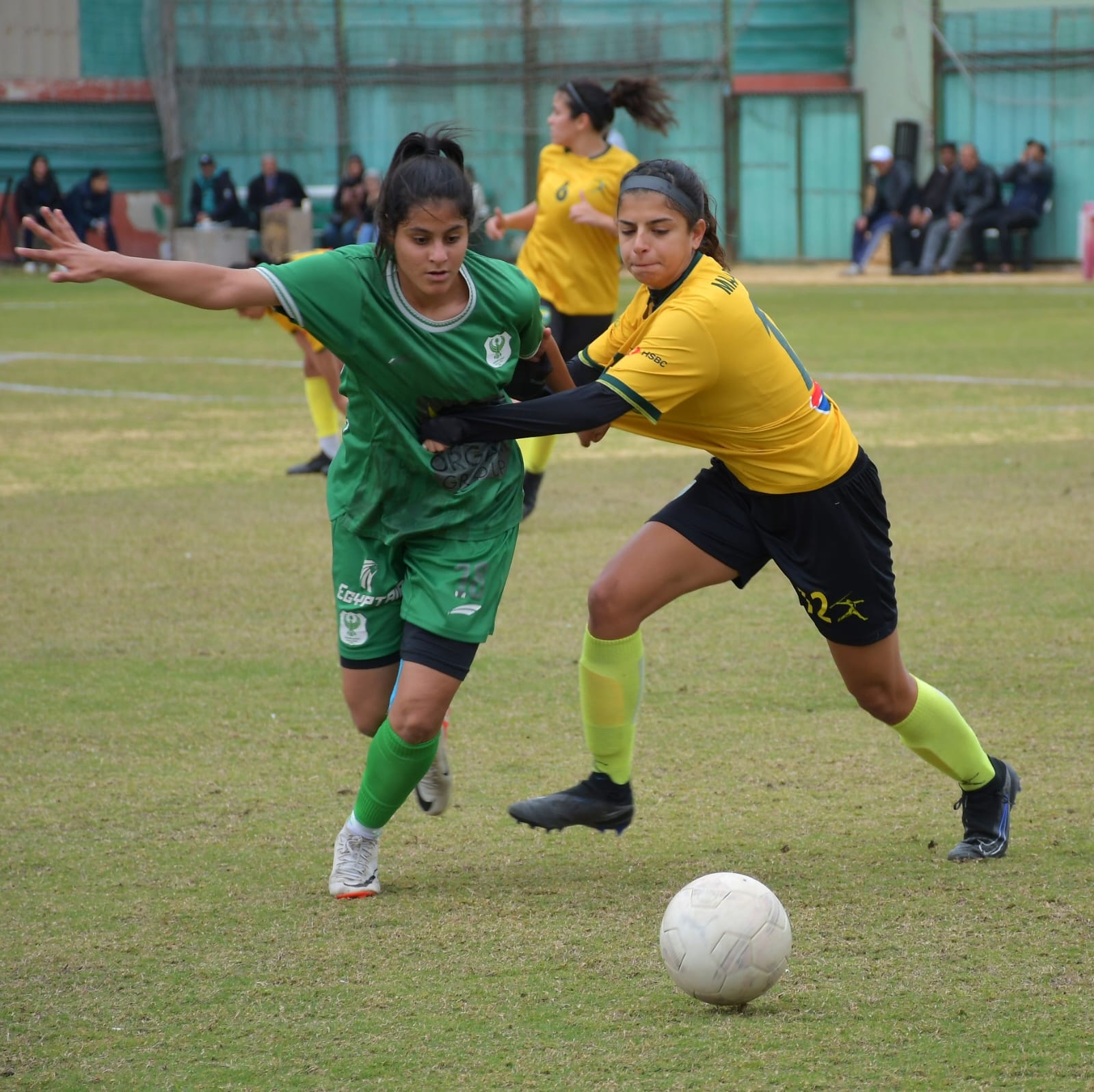 فريق الكرة النسائية بالمصري