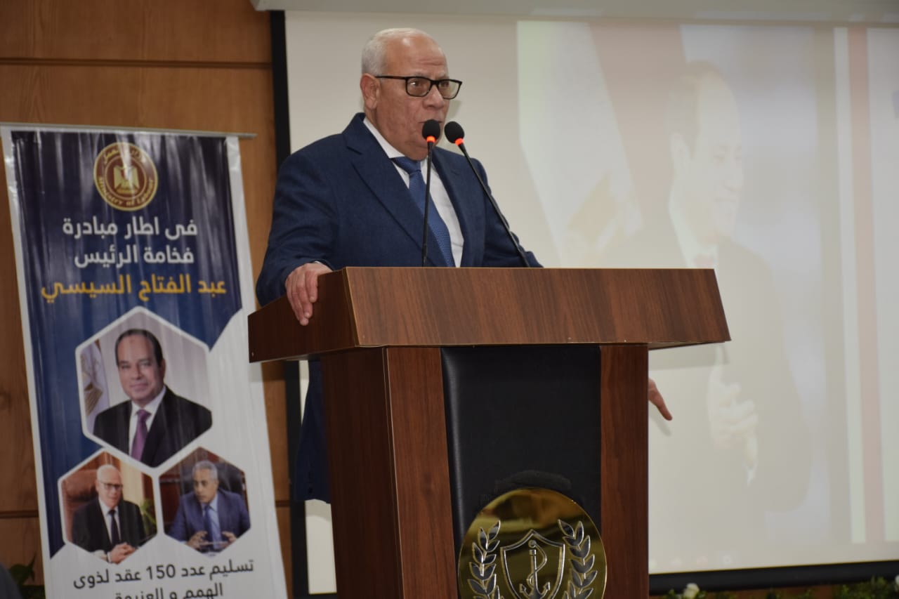 زيارة وزير العمل لبورسعيد 