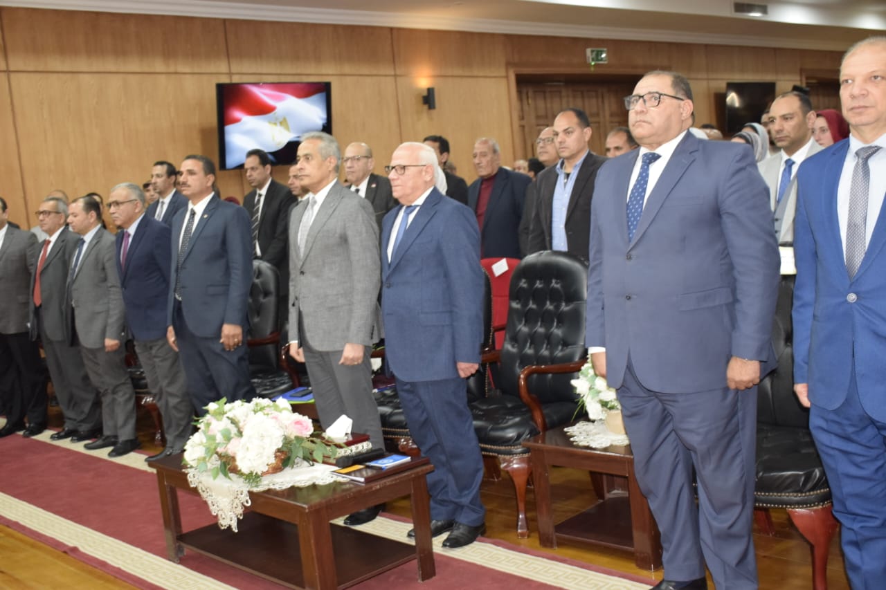 زيارة وزير العمل لبورسعيد 