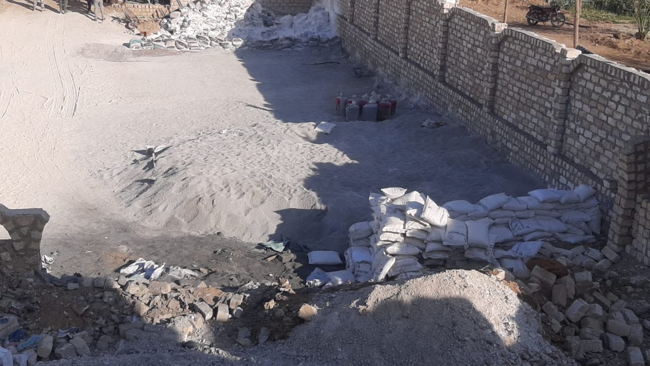 ضبط مصنع أسمدة زراعية دون ترخيص بالفيوم