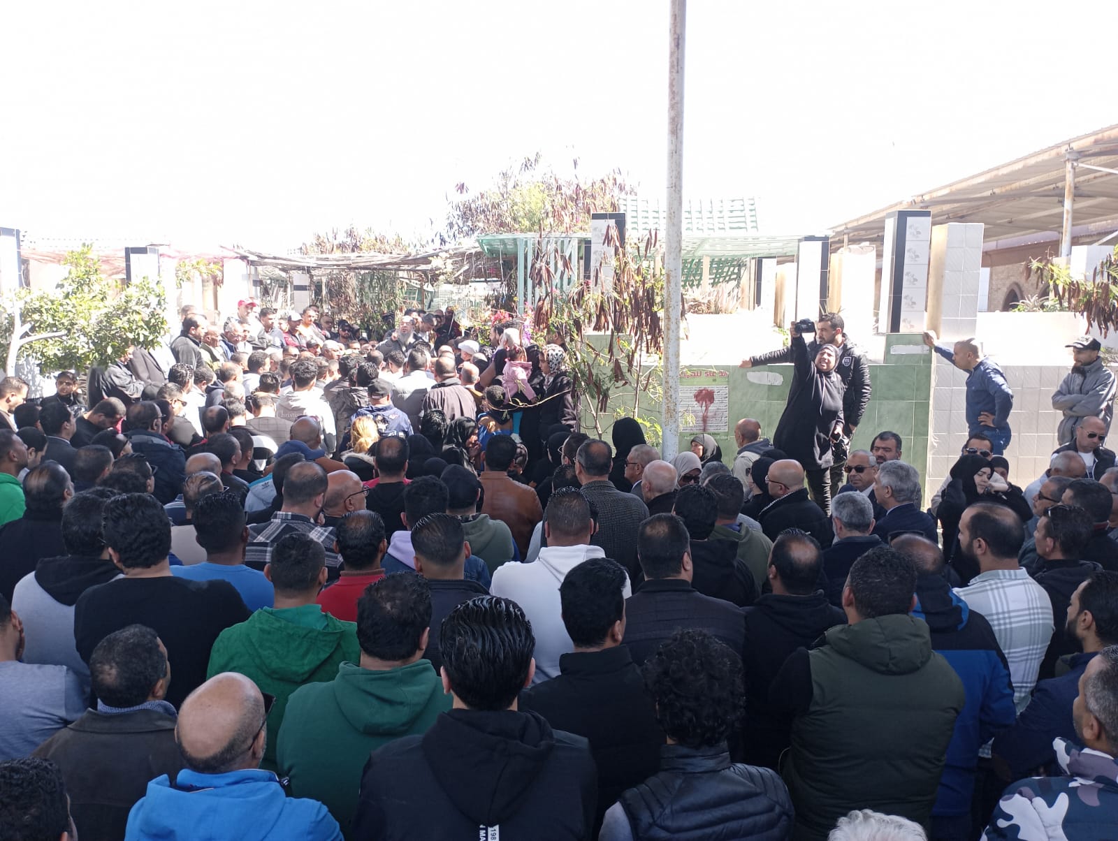 جنازة مهيبة لوالد النائب أحمد فرغلي ببورسعيد