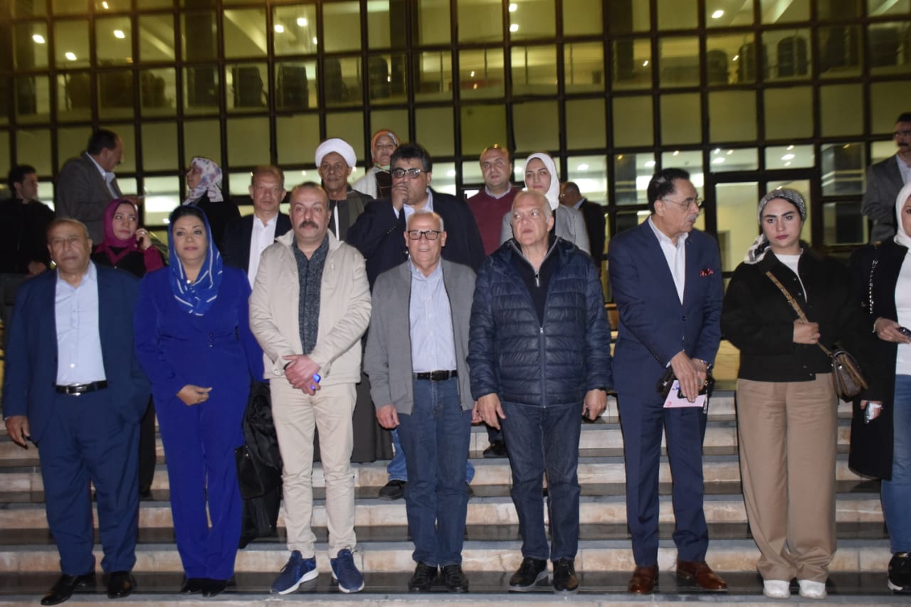 محافظ بورسعيد يستقبل أعضاء لجنة الطاقة والبيئة بمجلس النواب