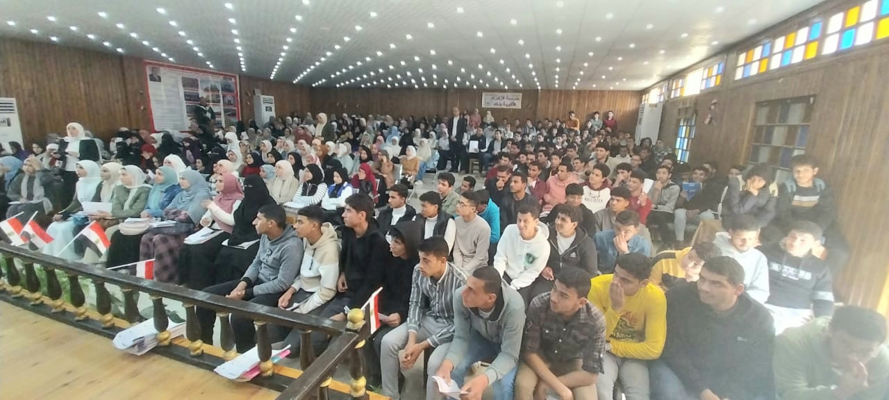 إقبال على مجموعات الدعم المدرسي بالإسكندرية 