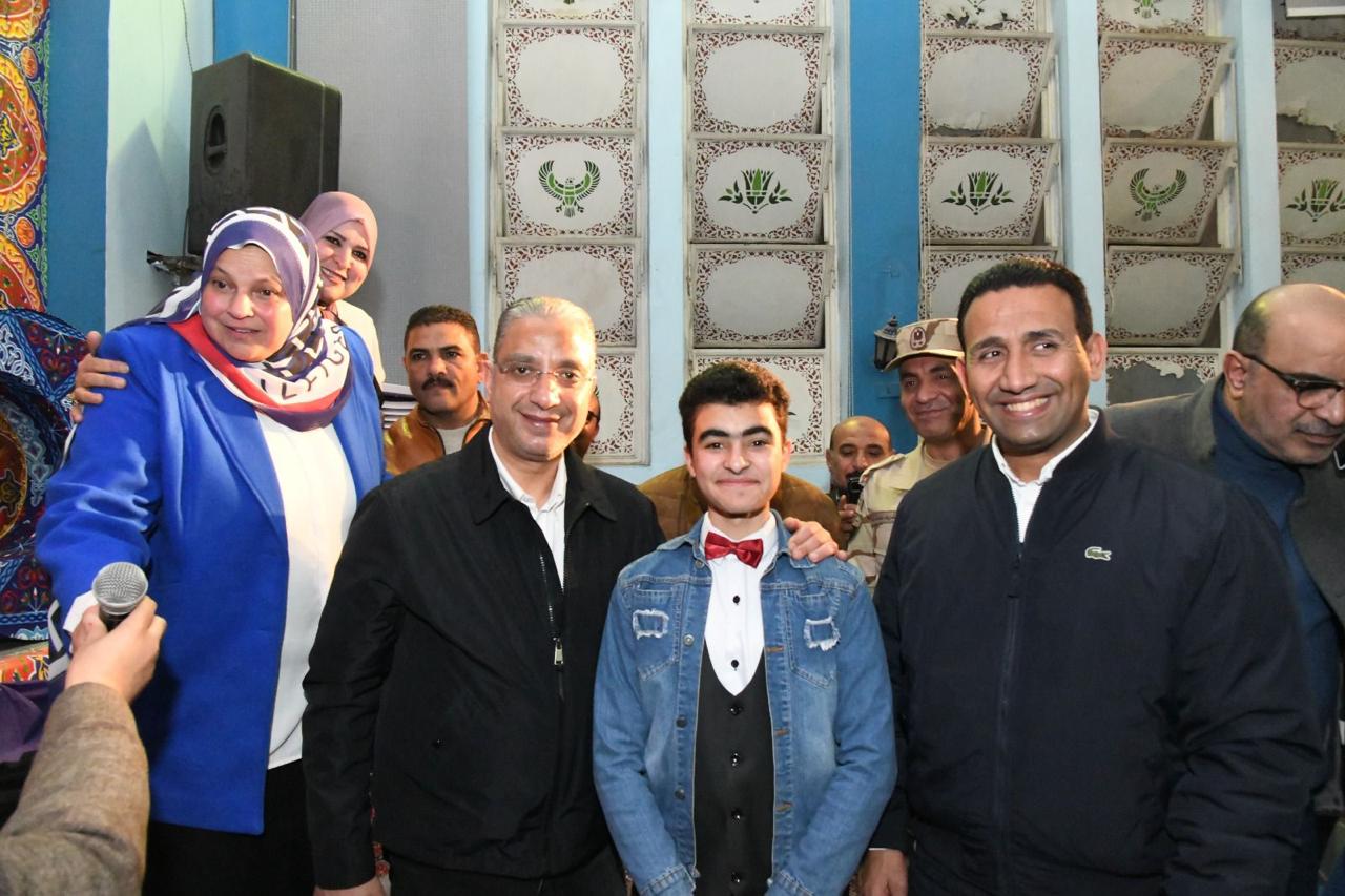 محافظ الفيوم يشهد الأمسية الفنية الرمضانية لمديرية التربية والتعليم