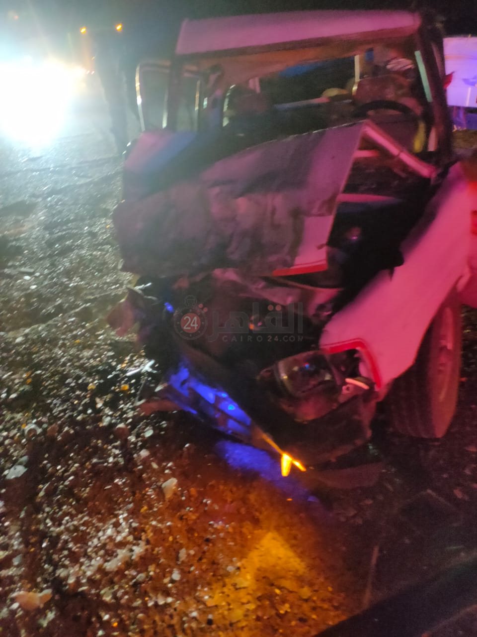 بينهم حالات خطيرة.. إصابة 9 شباب إثر انقلاب ميكروباص في قنا 