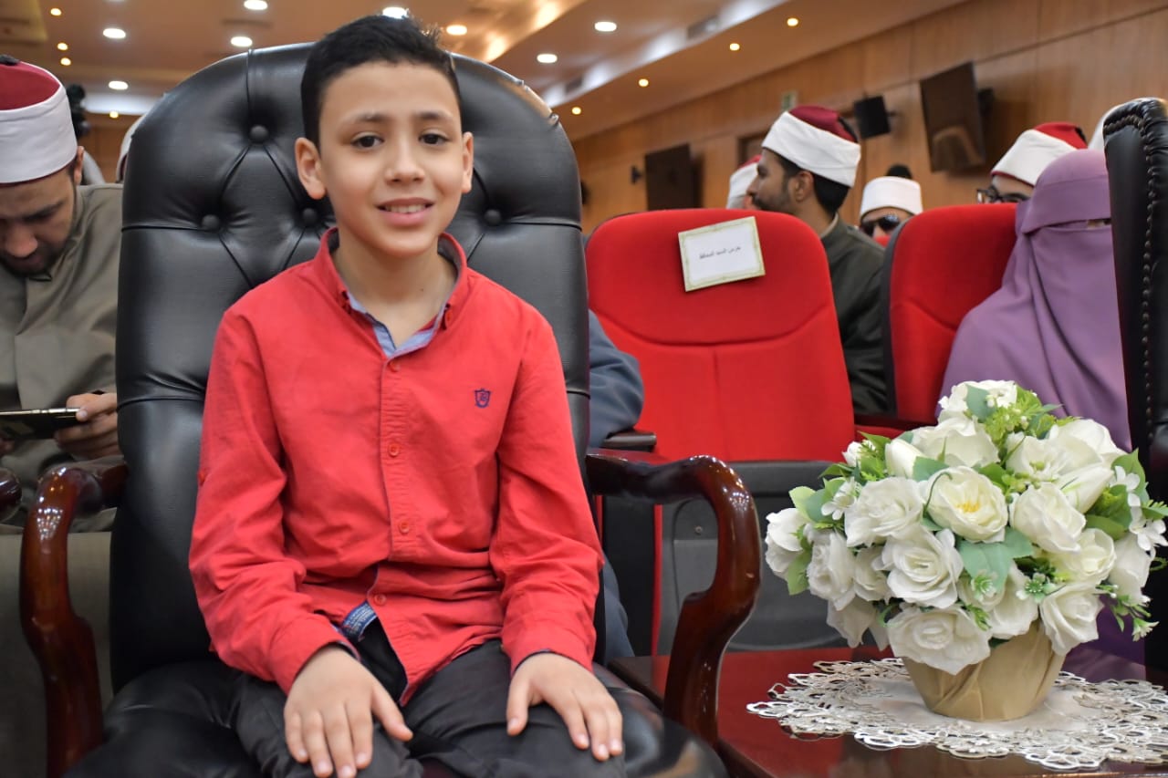 محافظ بورسعيد يُسلم جوائز الفائزون في رمضان 