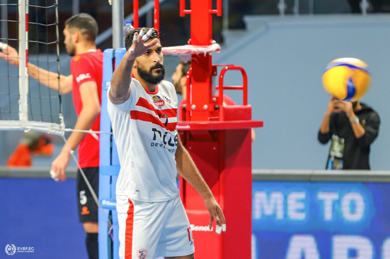 مباراة الأهلي والزمالك في كرة الطائرة (1)