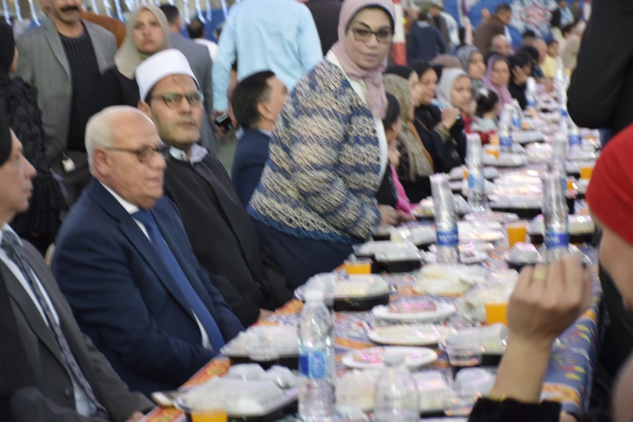 مائدة إفطار جماعي ببورسعيد 
