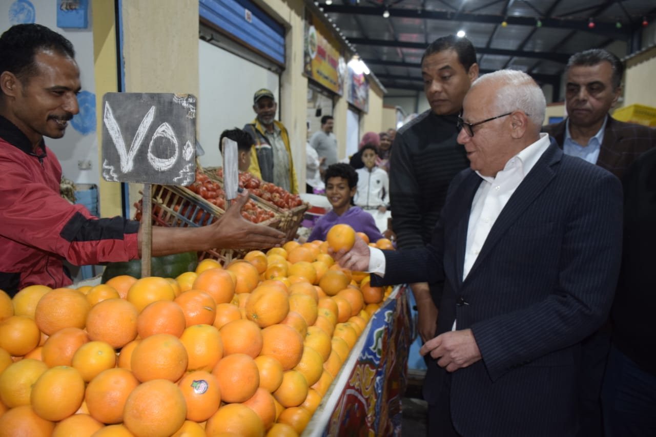 محافظ بورسعيد يفتتح مشروعات جديدة 