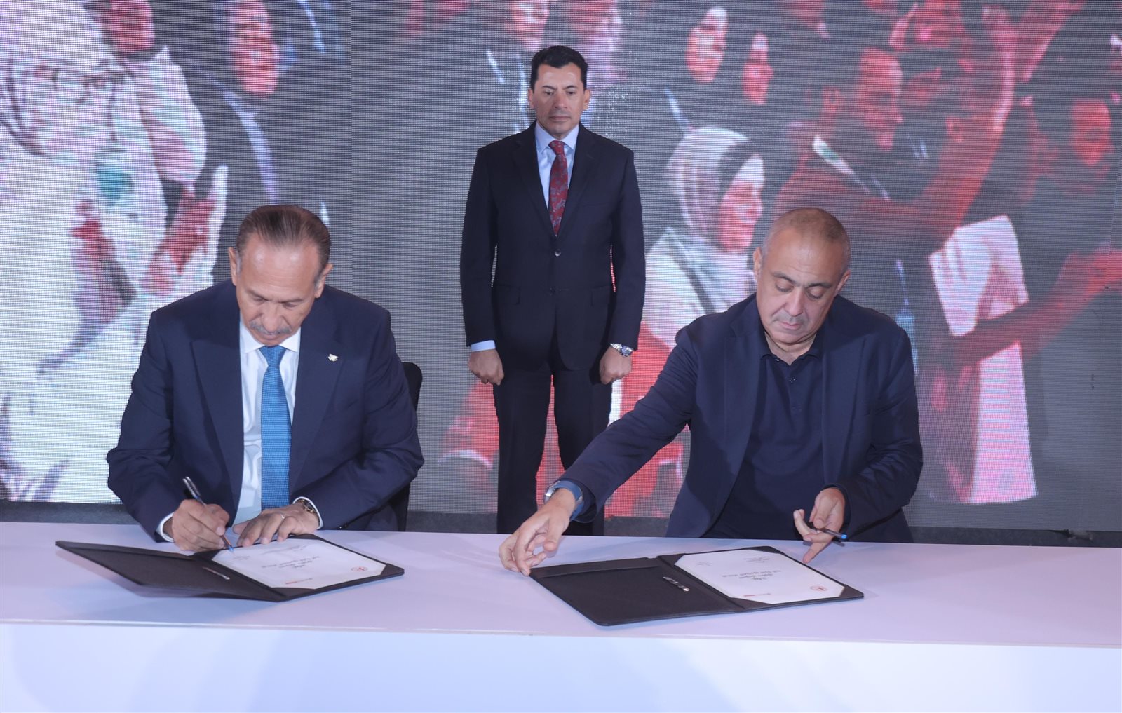 اتحاد كرة اليد يوقع عقد رعاية (5)