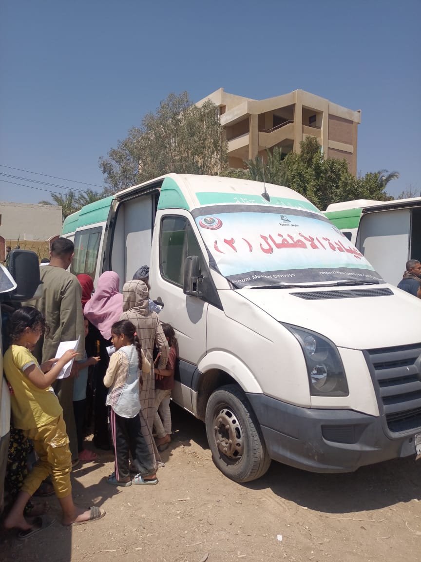 قافلة طبية مجانية بقرية دار السلام بالفيوم 