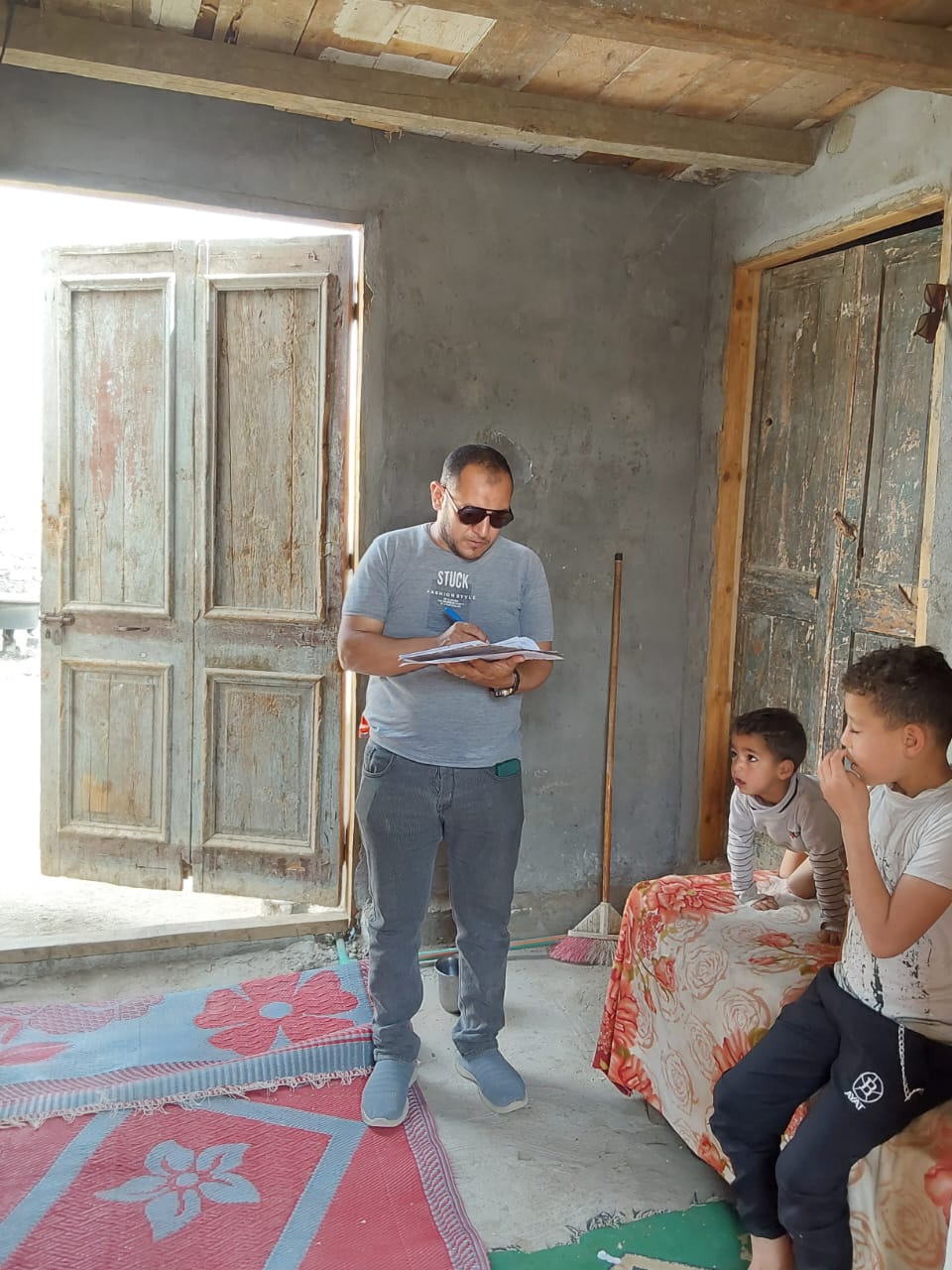 مياه الفيوم توصيل مياه الشرب لأكثر من 1500 أسرة من الأسر الأولى بالرعاية