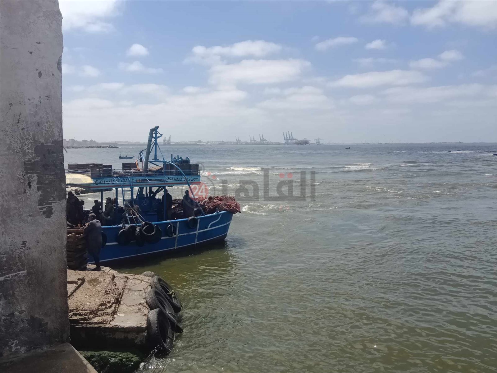 مزاد السمك على ضفاف بحر الماكس