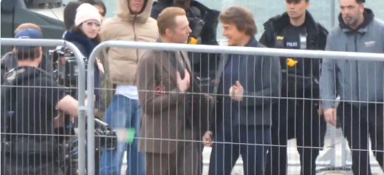 توم كروز من كواليس فيلم Mission Impossible (4)