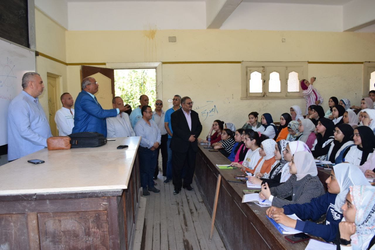 القوافل التعليمية المجانية لطلاب الشهادة الإعدادية ببورسعيد