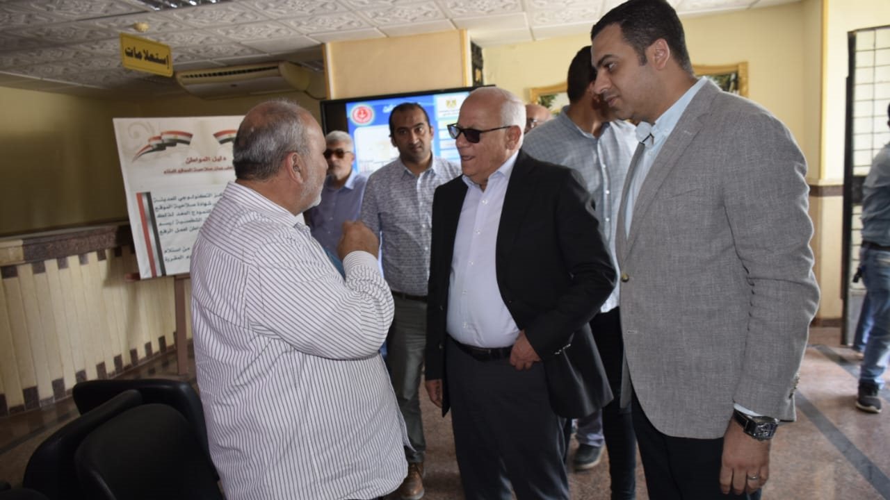 مركز تلقي طلبات التصالح في مخالفات البناء - قص