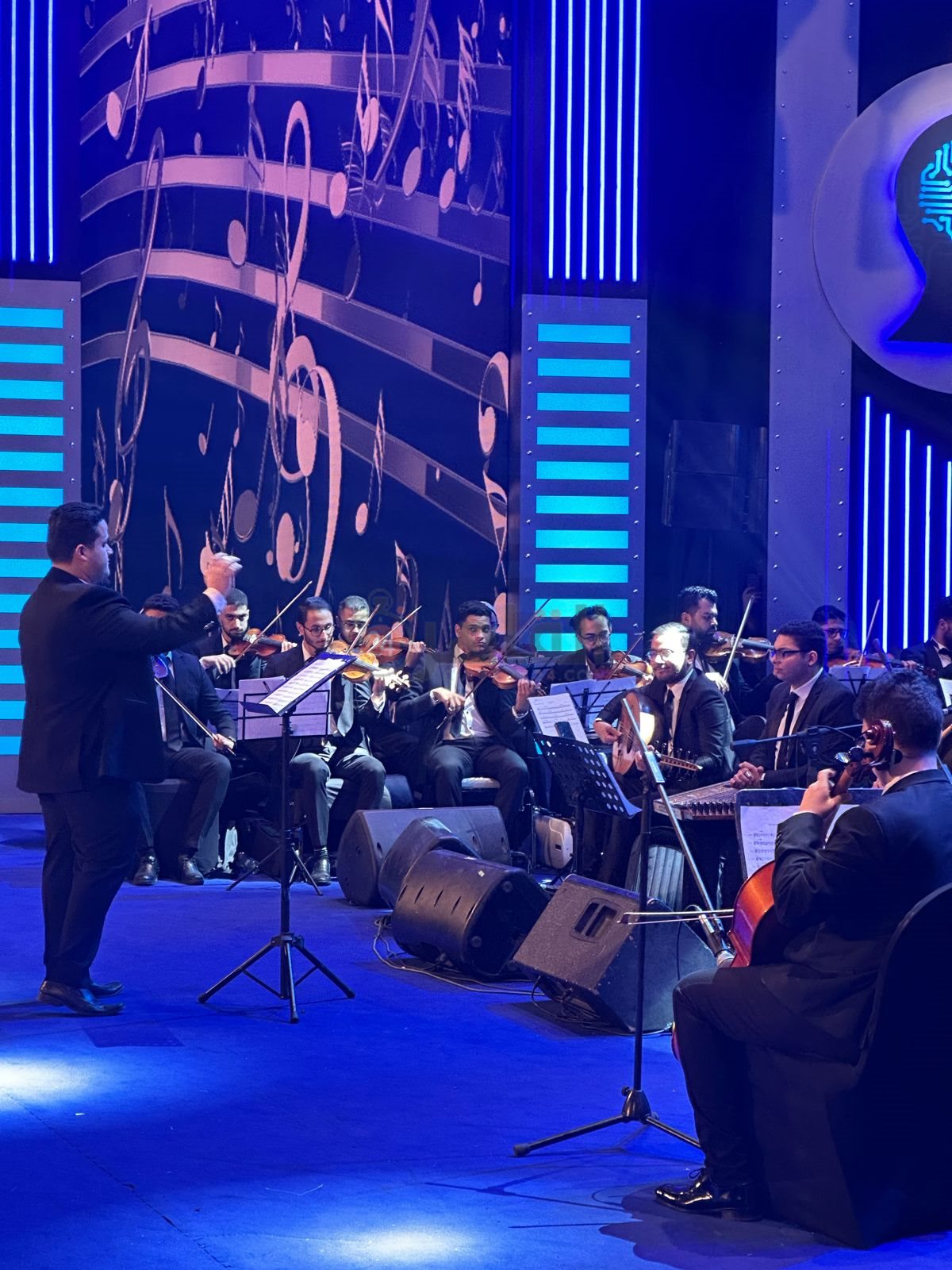 انطلاق الحفل الختامي مهرجان ابداع الموسم 12 لطلاب الجامعات (2)