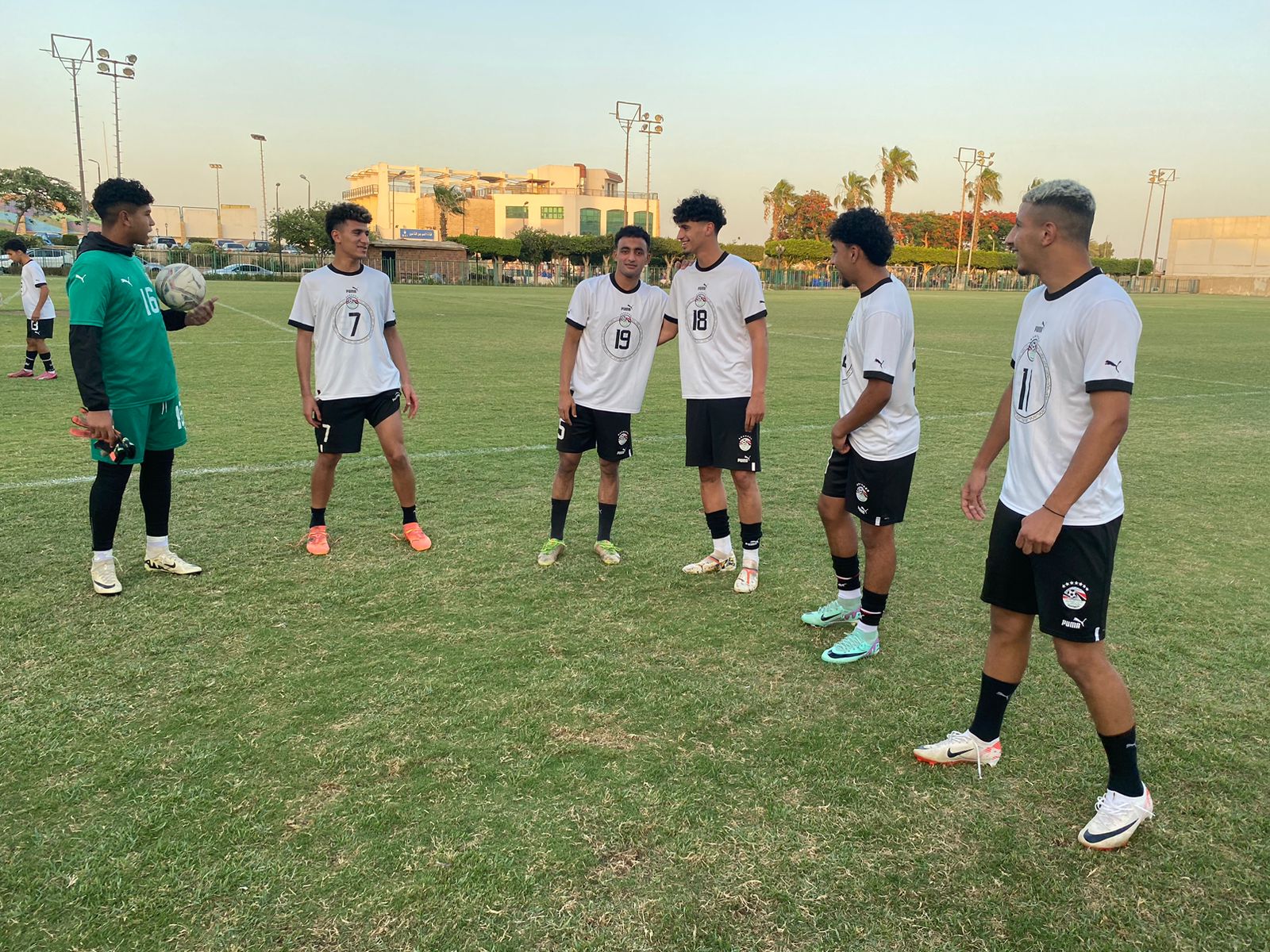 عمر عبد المجيد مران منتخب الشباب (4)