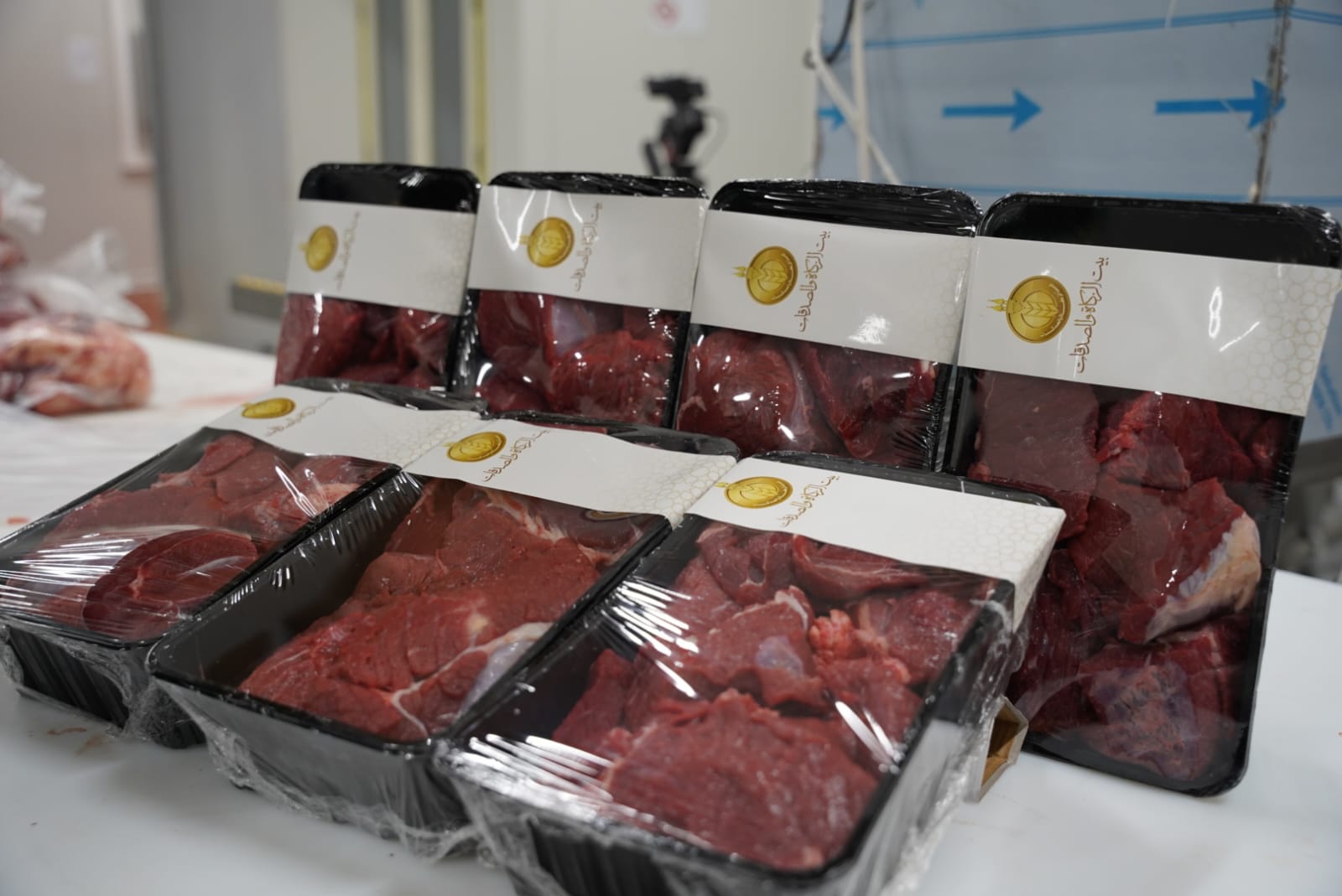 وجبات إطعام للأسر الأولى بالرعاية