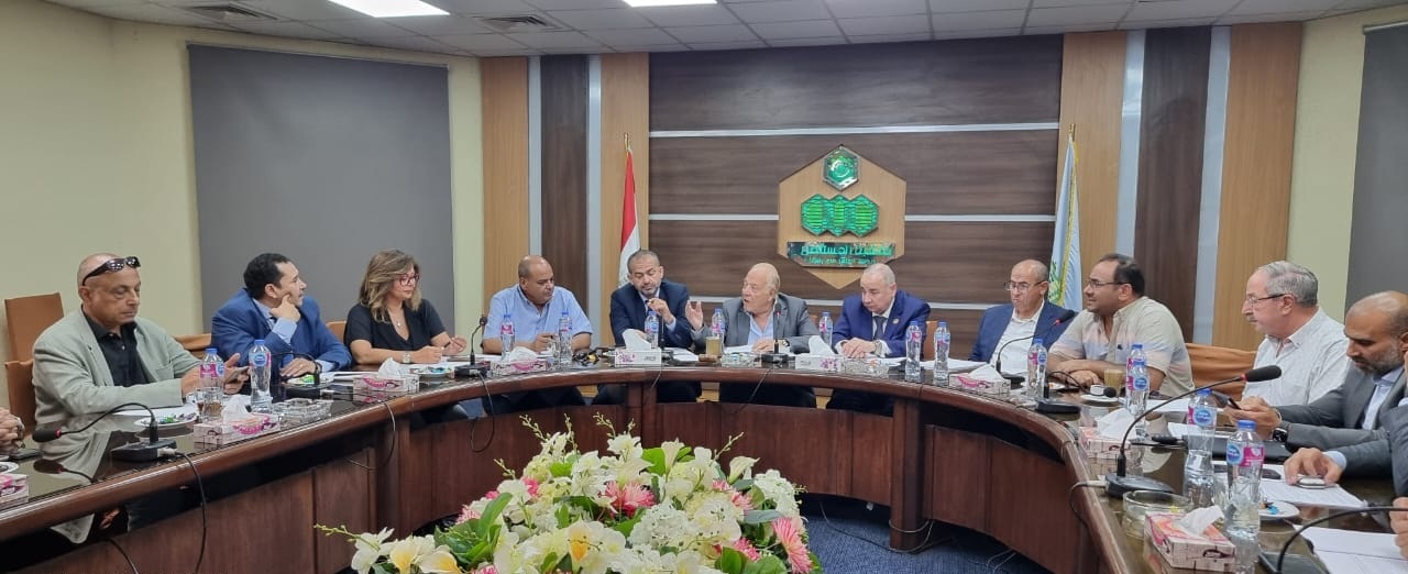 مستثمري العاشر من رمضان