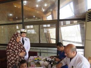 الداخلية توجه قوافل إنسانية وطبية بالإسماعيلية 