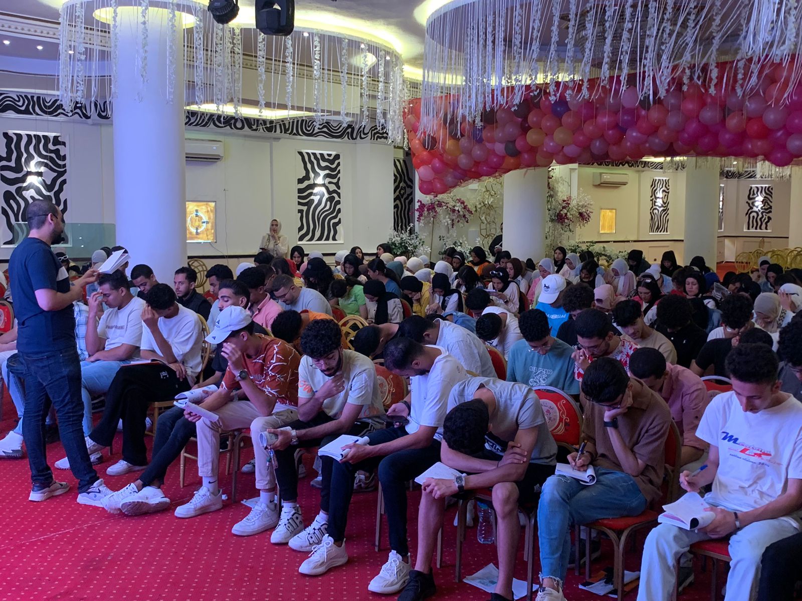 طلاب الثانوية العامة ببورسعيد 