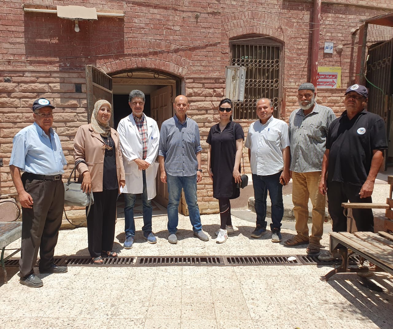 وكيل وزارة الصحة داخل المستشفى 4