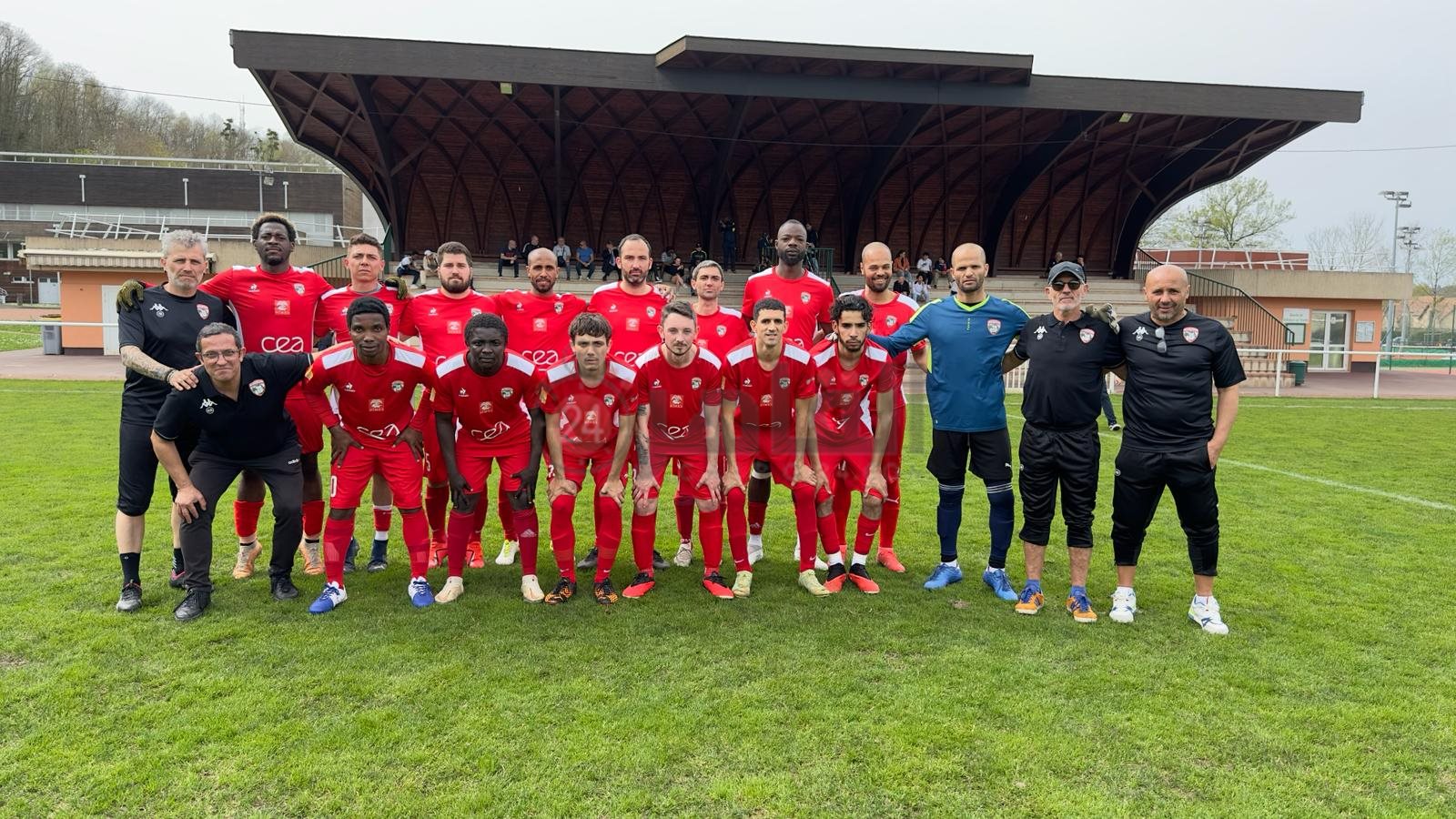 اللاعب طارق الجزار بفرنسا 