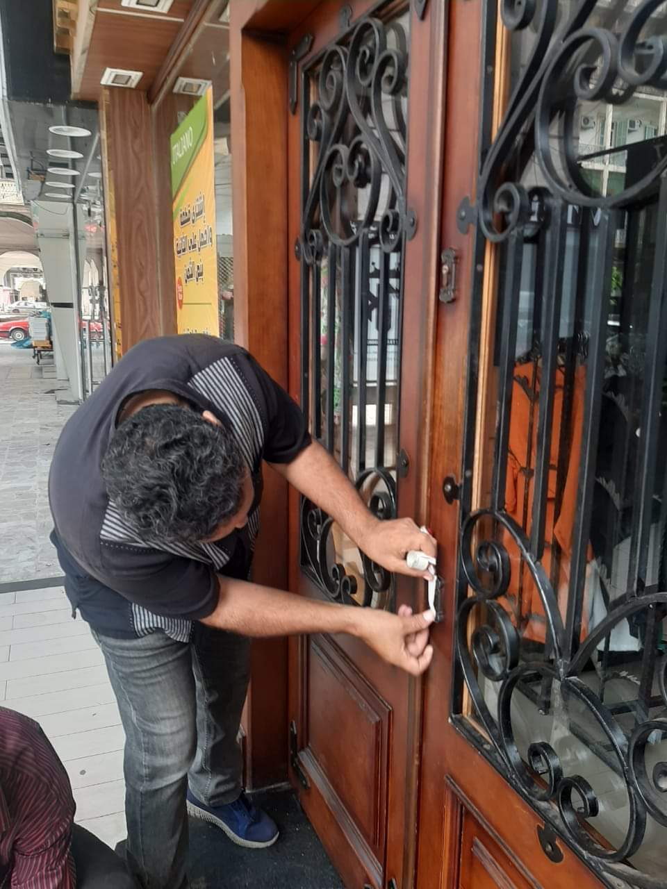 اغلاق محال تجارية ببورسعيد 