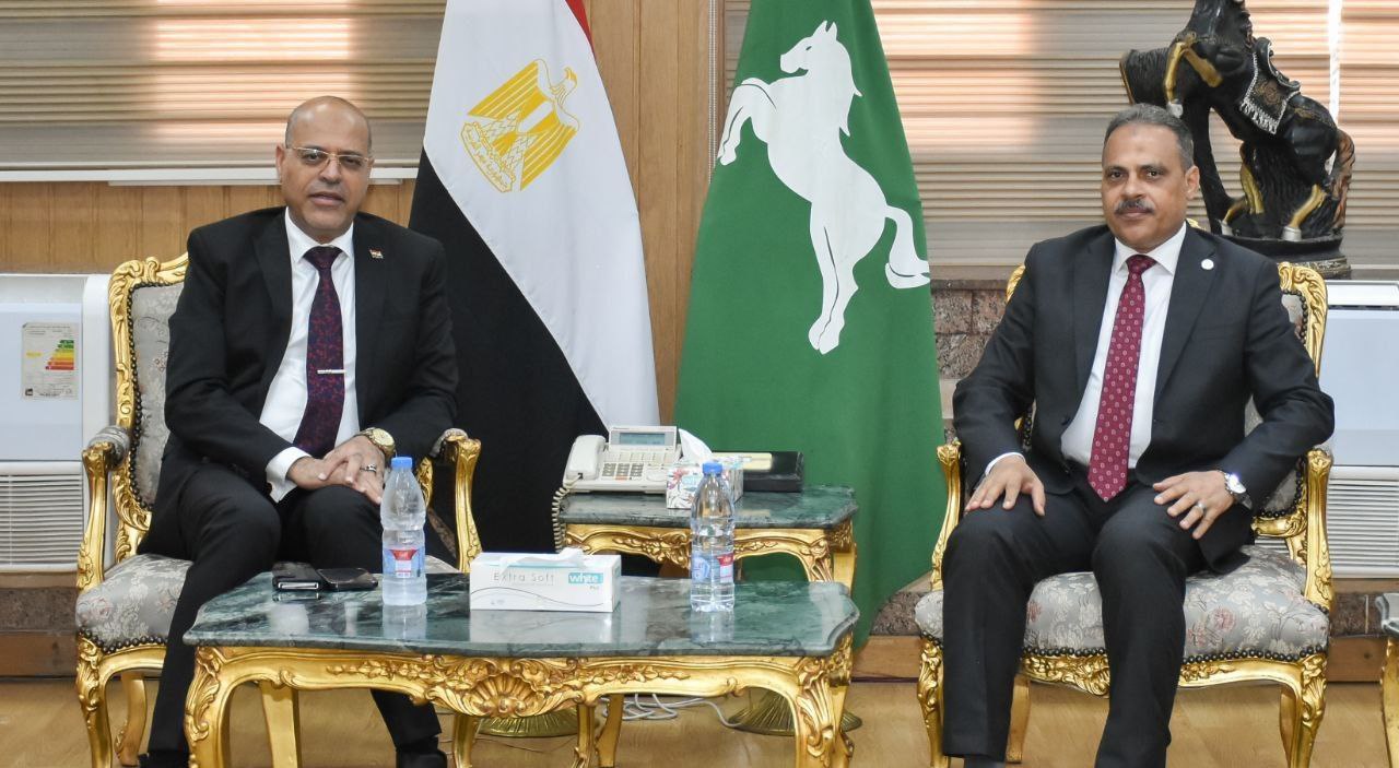 وزير العمل في الشرقية 01