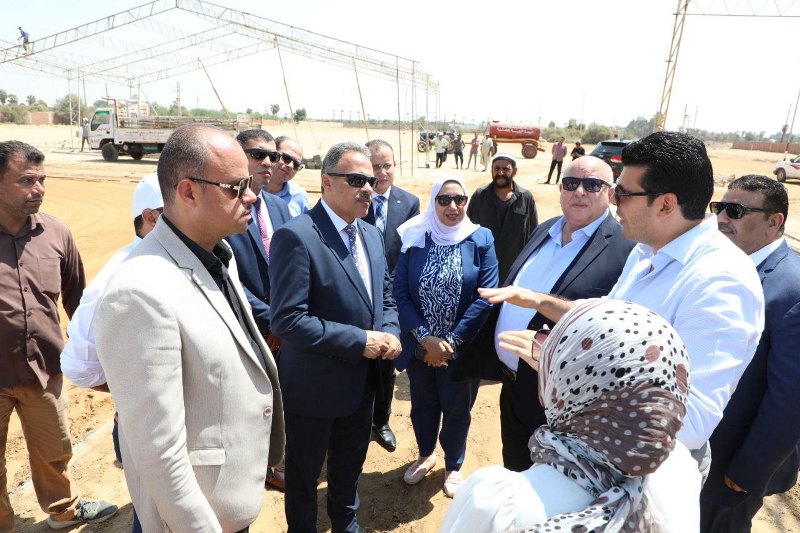 محافظ الشرقية يتفقد أرض الفروسية 01