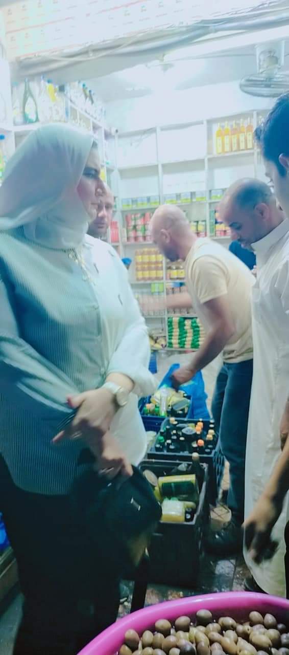 ضبط طن زيت زيتون مغشوش في سوق ليبيا بمطروح