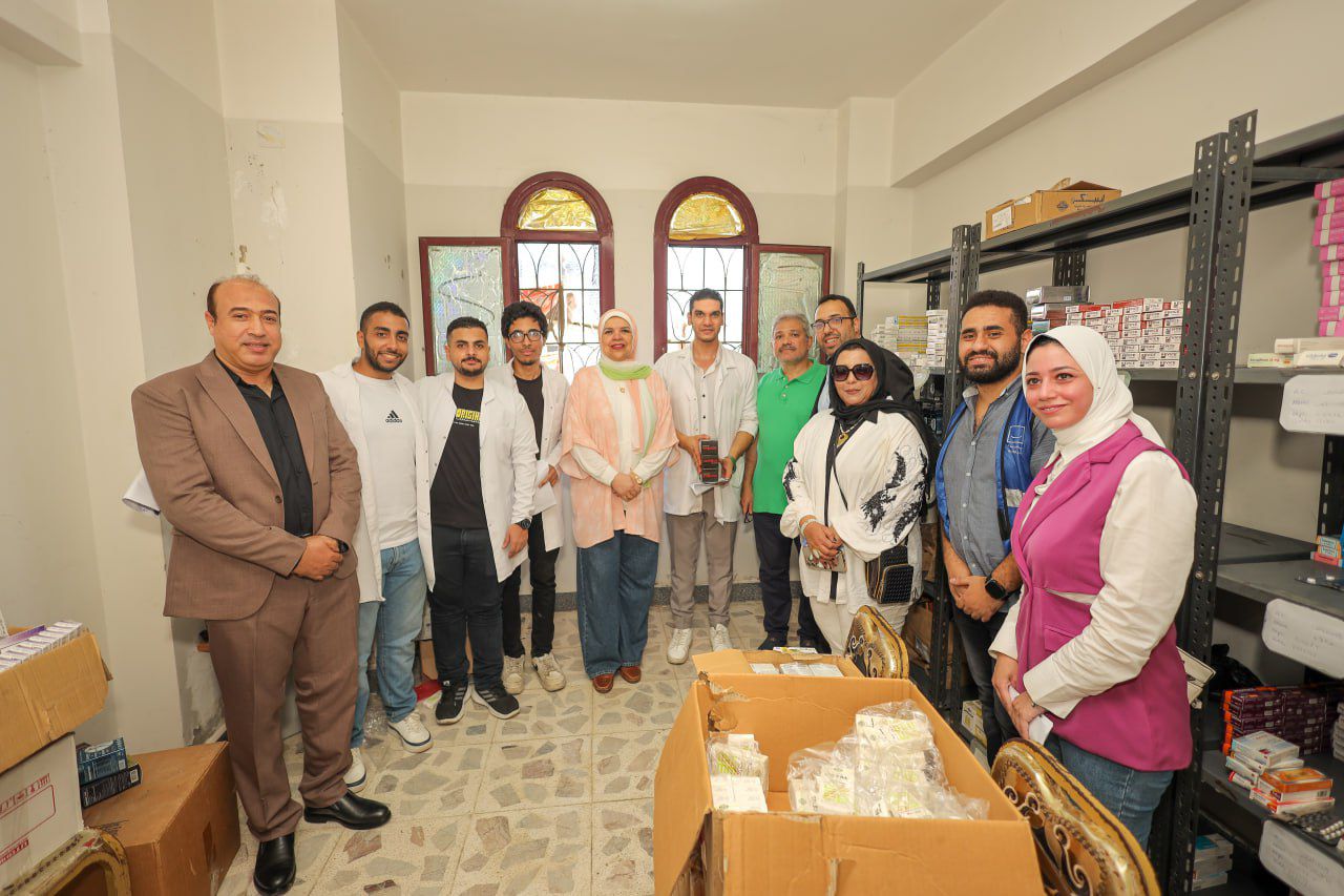 قافلة جامعة بورسعيد الطبية 