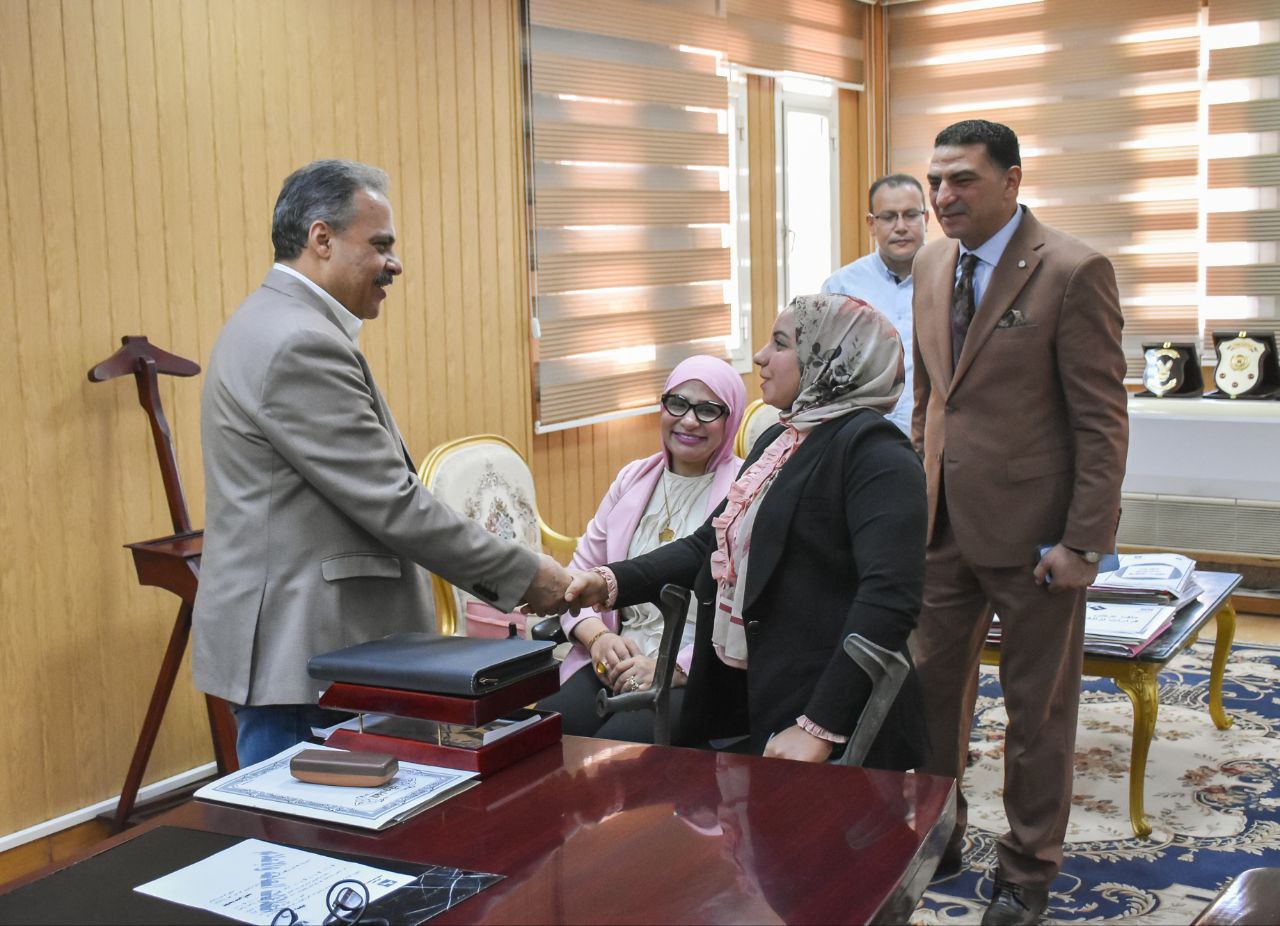 محافظ الشرقية يكرم بطلة بارلمبياد باريس 02