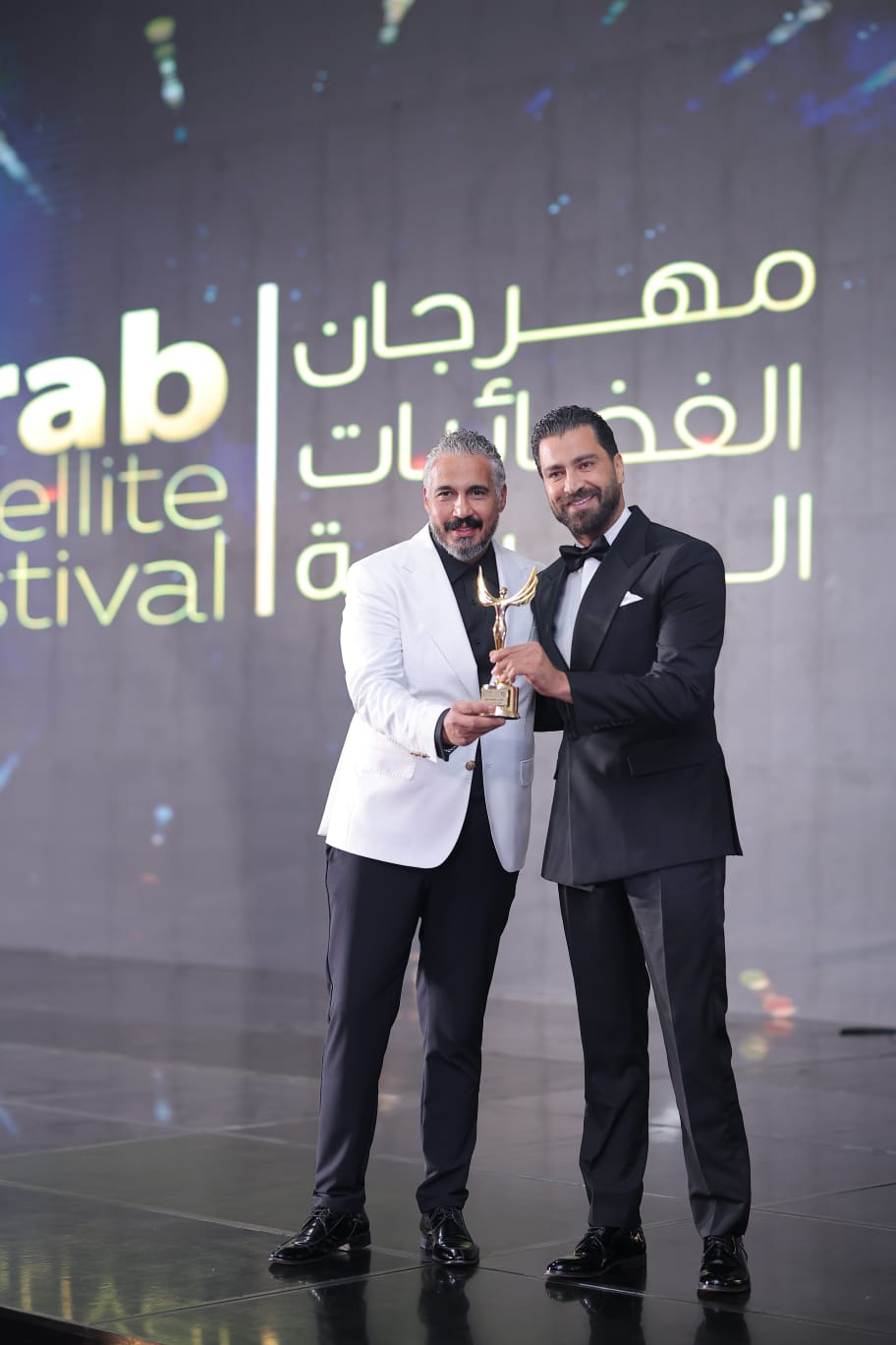 cc5d1dc0-865b-420f-82f9-62abc1f0061e