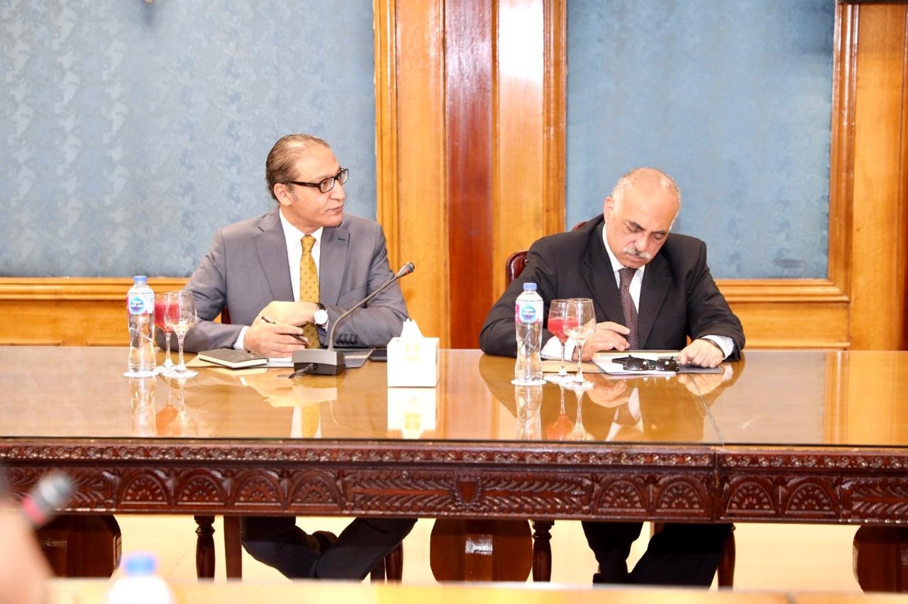 وزير التعليم يلتقي رؤساء تحرير المواقع 