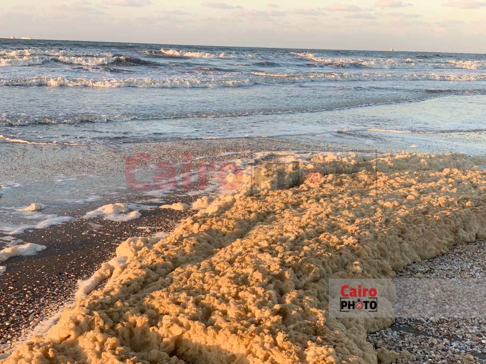 تفسير رؤية البحر الهائج في المنام