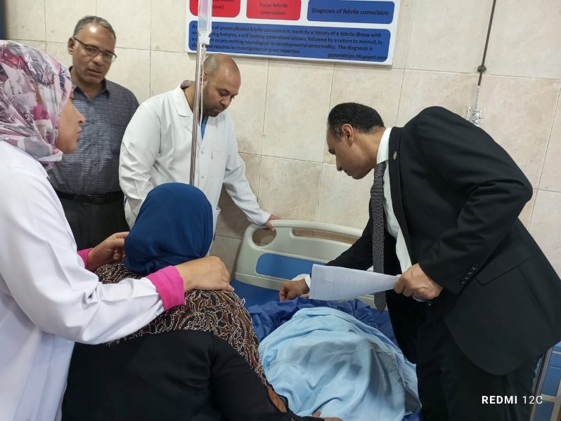 وكيل وزارة الصحة يطمئن على المصابين 01