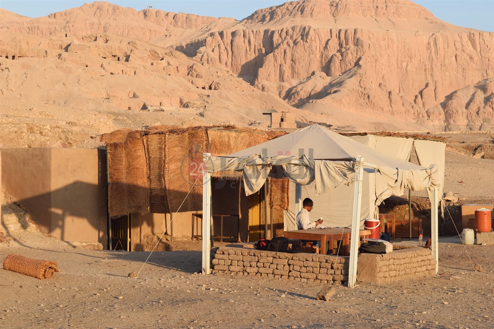  البعثة البعثة الإسبانية في البر الغربي (2)