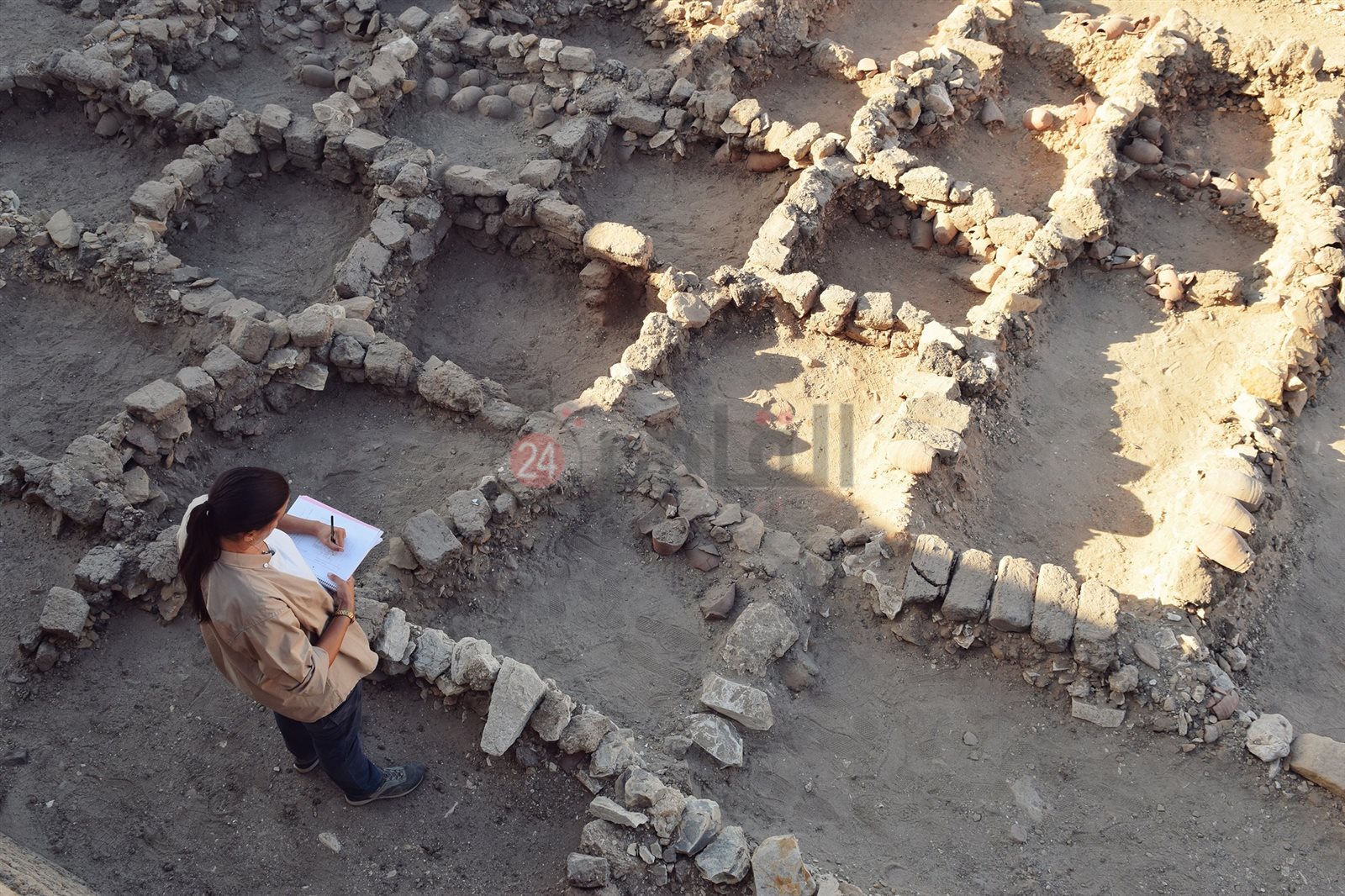  البعثة البعثة الإسبانية في البر الغربي (4)